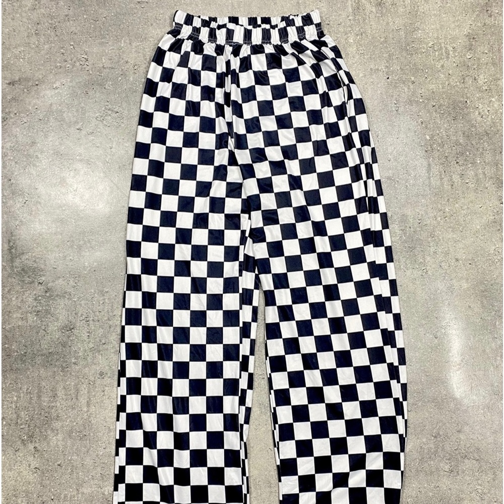 Black and white checkered skate pants sick